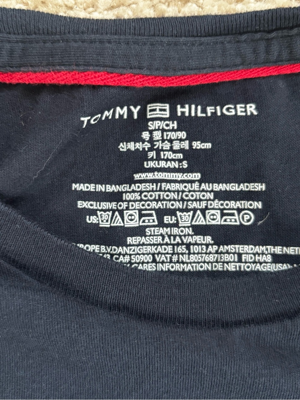 Tommy Hilfiger Navy Logo T-Shirt Men’s Small Classic Cotton Crew Neck - Picture 2 of 3